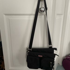 Baggallini small size travel bag - perfect condition